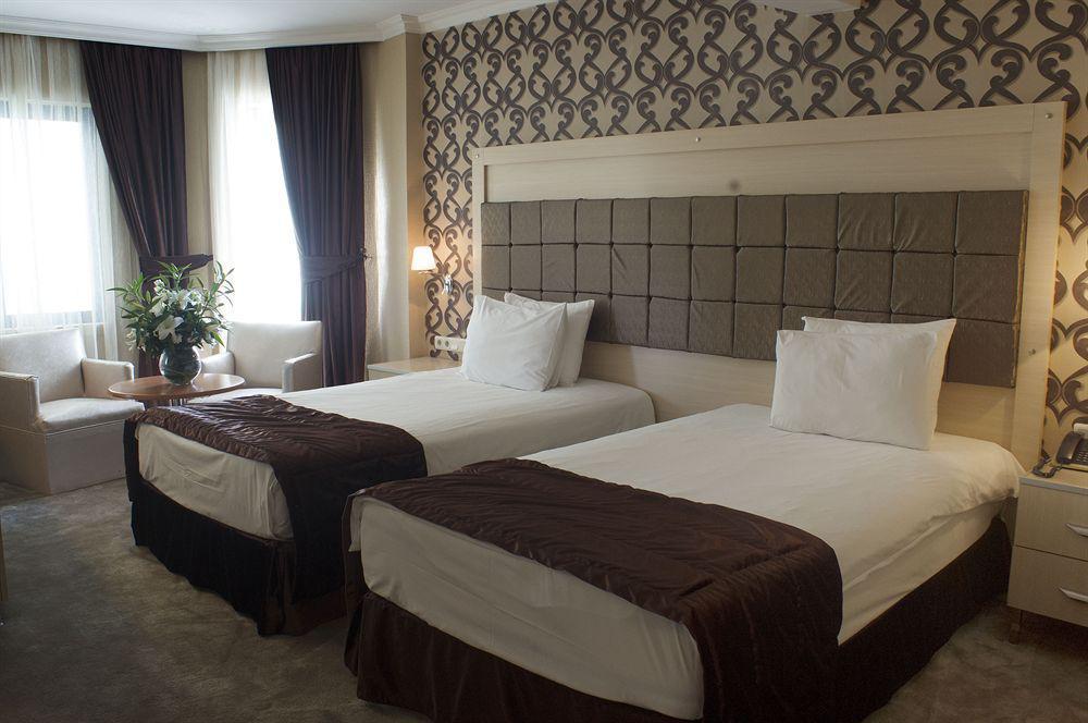 Express Elite Hotel Kucukyali Istanbul Exterior foto